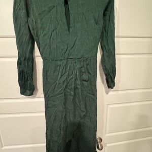 Stylish Deep Green Long-Sleeve Dress